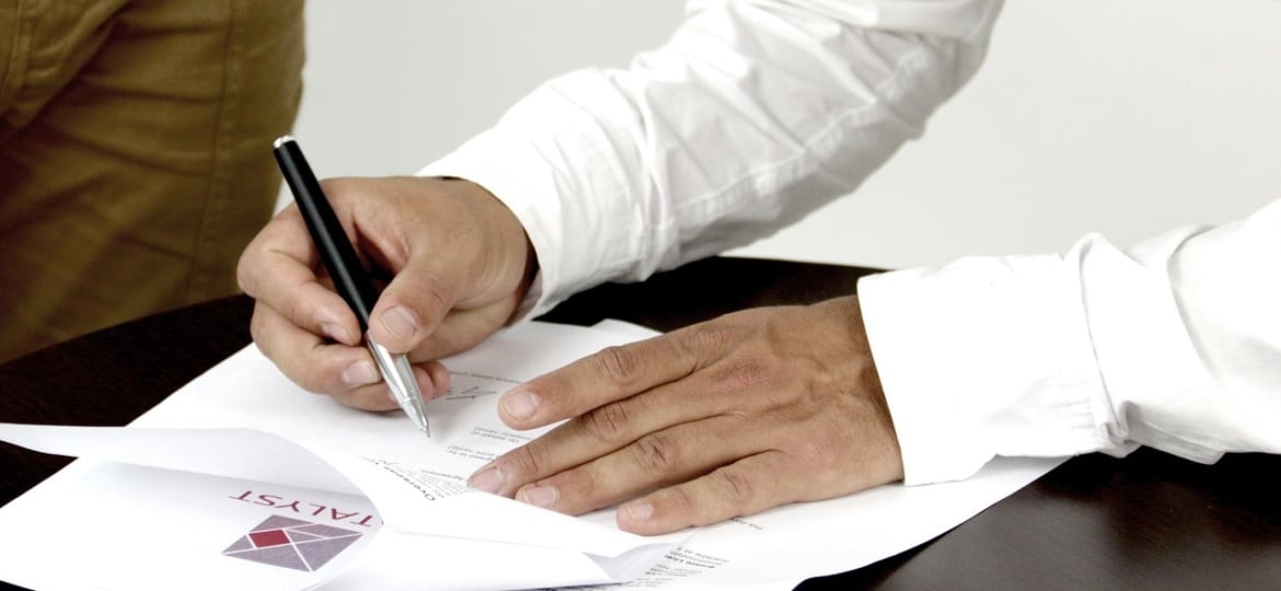 Régularisation fiscale des avoirs à l’étranger non déclarés - Isabelle Arpaia Avocat Fiscaliste au Barreau de Paris - Ancien Inspecteur des Impôts. Droit Fiscal - Expert Fiscalité - Contrôle fiscale - Impôts - Contentieux Impôts - Recouvrement Impôts.