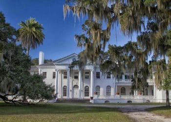 SCI familiale : la déduction des charges afférentes à un bien immobilier loué à un membre familial - Isabelle Arpaia Avocat Fiscaliste au Barreau de Paris - Ancien Inspecteur des Impôts. Droit Fiscal - Expert Fiscalité - Contrôle fiscale - Impôts - Contentieux Impôts - Recouvrement Impôts.