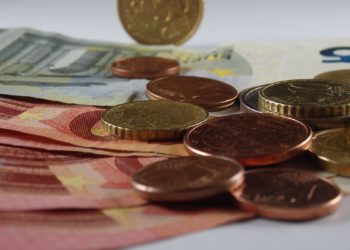 Détenir un compte à l'étranger